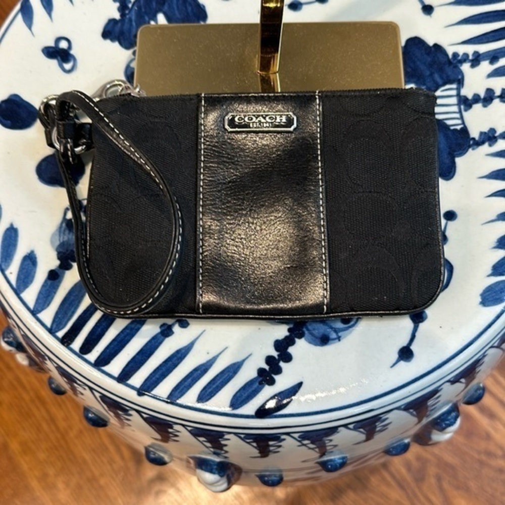 Coach Wristlet - Picture 1 of 3